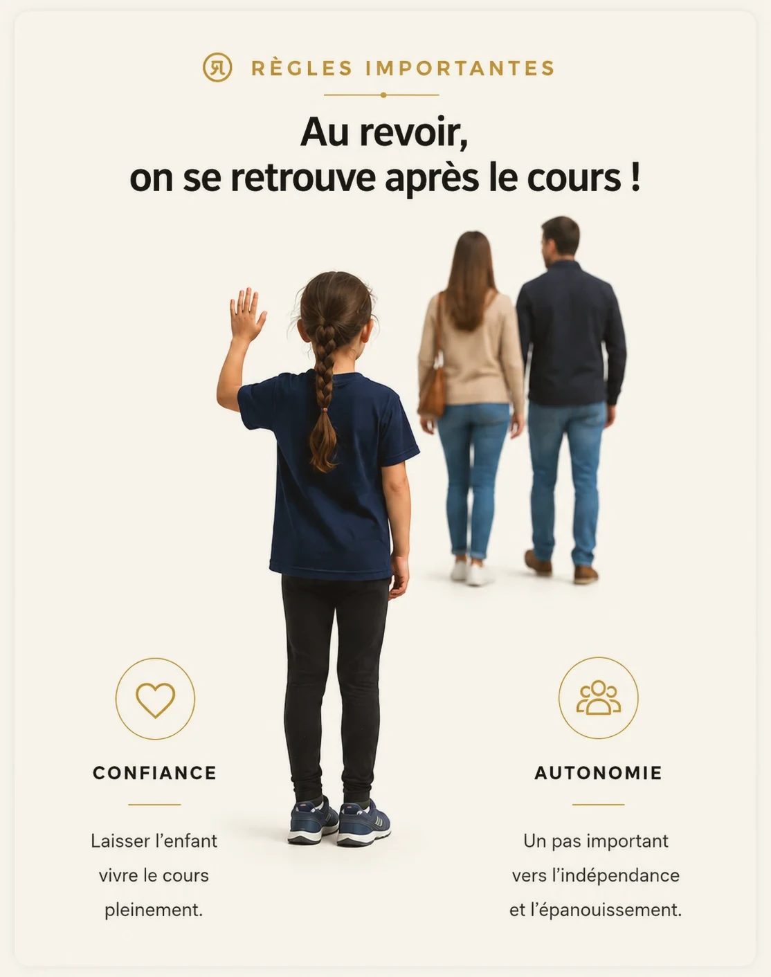 Enfant qui salue ses parents avant son cours de Kung Fu, illustrant l'apprentissage de l'autonomie et de la confiance